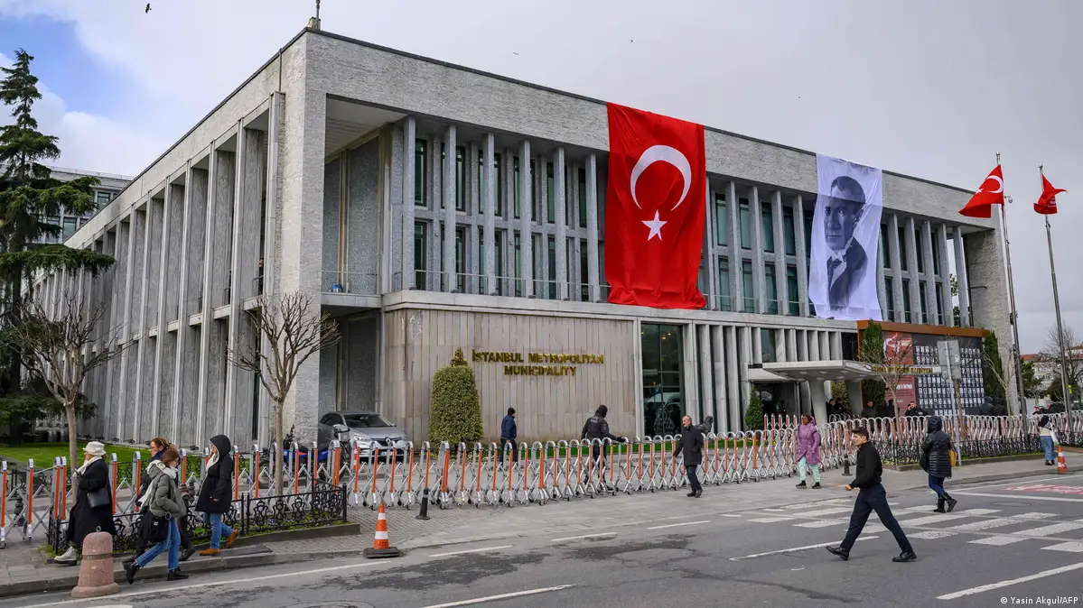 İBB yolsuzluk iddianamesi: Örgüt kurgusu nasıl anlatılıyor?